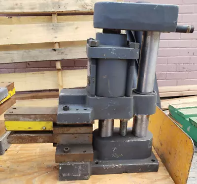 Burton BMC Pneumatic/hydraulic Press 1/2-ton Air Or 2-ton Hyd 2  Stroke • $350