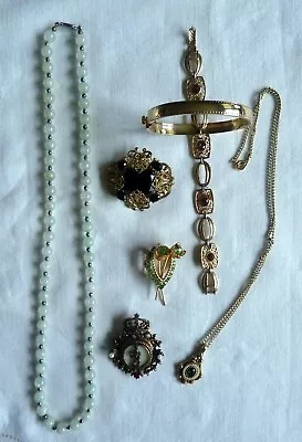 Vintage Lot Of Jewelry Monet Sarah Coventry Avon • $35