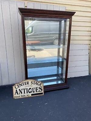 65298  Pulaski Mahogany Curio China Cabinet • $675