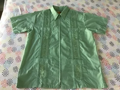 The Genuine HABAND GUAYABERA Shirt Light Green Zip Up Embroidery 4 Pocket Med. • $18.45