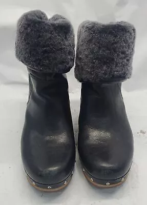 Ugg 1001793 Lynnea II Studded Clog Boots Women's Size 8 • $3.99