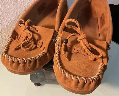 Minnetonka Moccasins Women’s Size 10 DeerTan Leather • $12