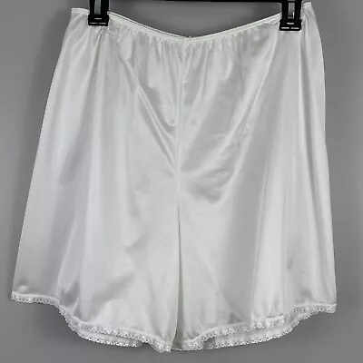 Vintage Bali Size Large Pettipants Bloomers Slip Shorts Antron III Nylon White • $17.95