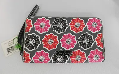 VERA BRADLEY Large Zip Around Wallet / Wristlet - Blossoms - Faux Leather - NWT • $24.95