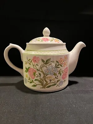 Sadler England Beautiful Floral Full-size Teapot Unusual Shape Mint Condition • $24.99