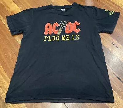 AC/DC Plug Me In 2010 AUSTRALIAN & NEW ZEALAND Tour T Shirt. Size LARGE • $20