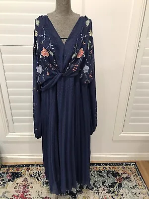 $85 • Buy Asos Design Curve Navy Blue Maxi Dress Embroidered Floral Lace Swiss Dots UK 28