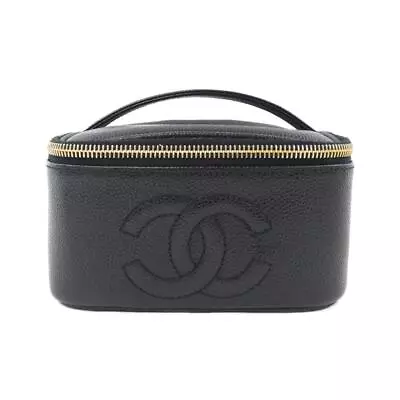 Authentic VINTAGE CHANEL 07058 Bag  #260-006-751-3420 • $643.75