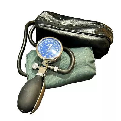 Vintage Tycos Manual Arm Blood Pressure Monitor BP Cuff Blue Face Old School (2) • $29.88