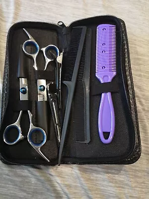 Hairdressing Set In Case Brand New • £5.99