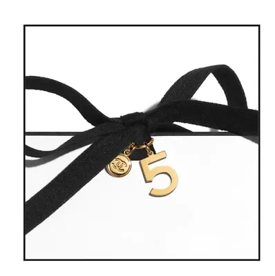 Chanel Gold Charm Accessories CC N°5 Limited EditionHoliday 2023.Genuine New • £20