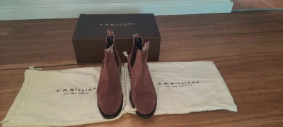 $200 • Buy R M Williams Size 8D Cola Suede Boots