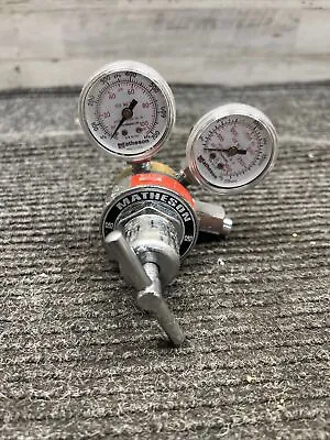 USED MATHESON MODEL 3320 GAS REGULATOR 170 FITTING With 2 GAUGES • $42.50