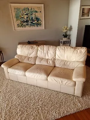 $400 • Buy Cream Leather Lounge