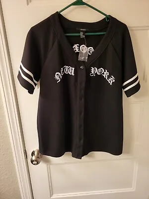 $30 • Buy  Forever 21 Brooklyn New York Tiger Logo Knit Baseball Jersey Size Small