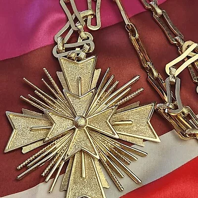 Vintage Gold-plated Monet Maltese XL Pendant Textured Chain Necklace  • $49