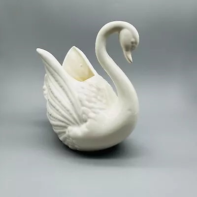 VTG Swan Planter Vase USA Pottery Figural Off White Cottage Farmhouse Decor 7.5” • $29.99