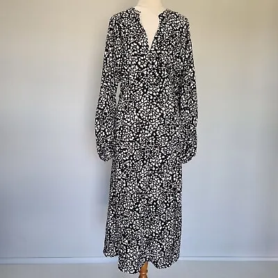 Seed Heritage Black & White Ditsy Print Long Sleeve V-Neck Maxi Dress Size 12 • $69