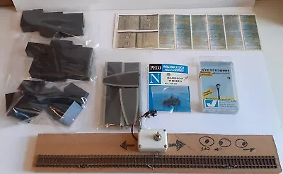 Small Lot Of N Gauge Accessories • £25