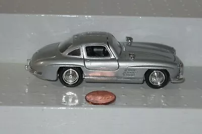 1:43 Diecast 1954 Silver Mercedes 300SL; Distributed By Solido Of France • $14.80