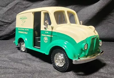 1:24 1950 DIVCO Milk Delivery Truck BROKHOFF Dairy Pottsville PA • $95