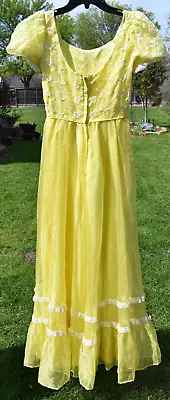 Vintage 60-70's Yellow Full Length Gown Embroidered Sz 5 Prairie Garden Party • $55