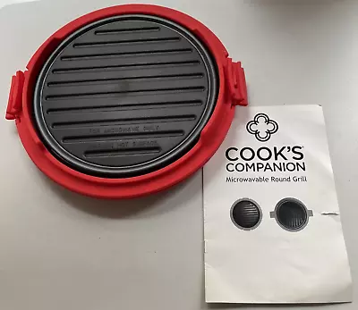 COOK'S COMPANION Microwavable Round Grill W/Red Silicone Ring & Handles EUC • $12.88