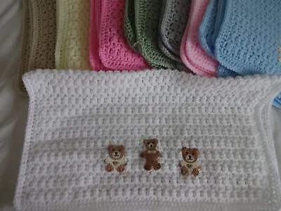 Crochet Teddy Bear Motif Blanket • £8.99