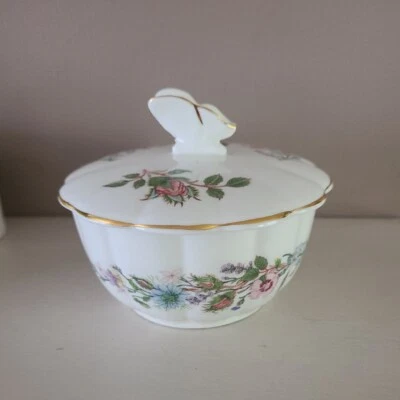 £10 • Buy Aynsley Wild Tudor