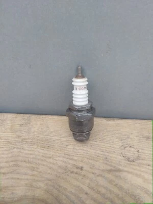 Lister D Champion Spark Plug • £6