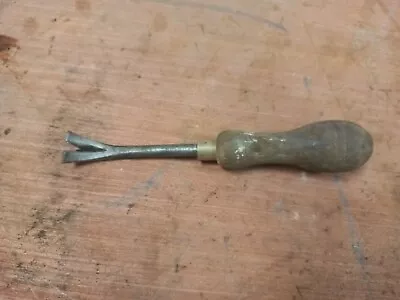 Vintage Tack Lifter Small Nail Puller Nail Remover Pry Tool • $17.41