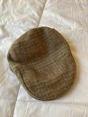 Vintage Harris Tweed Men M Newsboy Cap Plaid Hand Woven Wool Hat Scottish Wool • $15.99