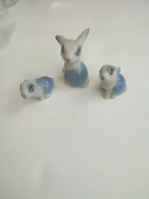 Wade Happy Families Blue  Rabbit Set In Box  • £14