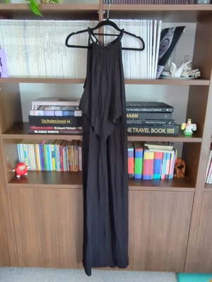 $20 • Buy Witchery Black Dress Size 14