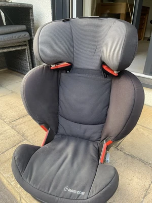 £25 • Buy Maxi Cosi Rodifix Airprotect Group 2/3 Car Seat - Isofix