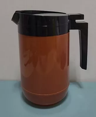 Vintage Rubbermaid Commercial Pitcher Insulated Hot Cold 64 Oz 3346 • $2.47