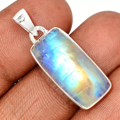 Natural Rainbow Moonstone - India 925 Sterling Silver Pendant Jewelry CP44296 • $16.99
