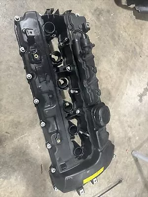 06-13 BMW E93 335i 535xi N54 Turbo Cylinder Head Valve Cover 11127565284 OEM • $90