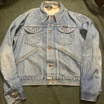 Vintage 1970s Wrangler Men's Denim Jacket Made In USA Size 42 Distressed 70’s • $55