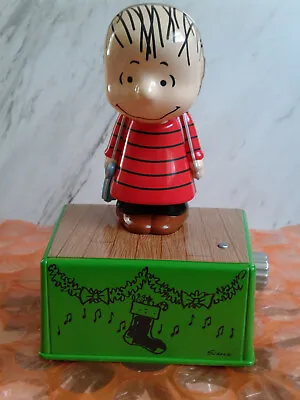 2017 Hallmark Linus Peanuts Christmas Dance Party Wireless Music Motion Band • $22.95