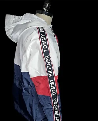 VINTAGE Tommy Hilfiger Jacket Flag Crest Sailing Windbreaker Spell Out Med 90’s • $69.98