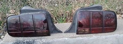 2005-2009 Ford Mustang OEM SMOKED TAIL LIGHTS IN EXCELLENT CONDITION!! • $0.99