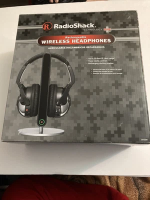 $49 • Buy Radio Shack Rechargeable Wireless Headphones Technology Plus 