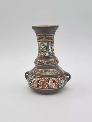 Hand Painted Cusco Peru Folk Art Ceramic Vintage Bud Vase 4  • $16.90