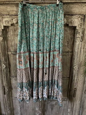 $55 • Buy Arnhem Fleetwood Midi Skirt In Greenfields In Loved Condition Size 14