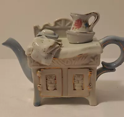 Mini Teapot Shaped Like Bathroom Sink Soap Towel Water Picture 4  Tall × 6  • $10