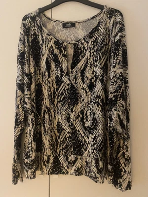 £0.99 • Buy Wallis Grey/black Snakeskin Pattern Top