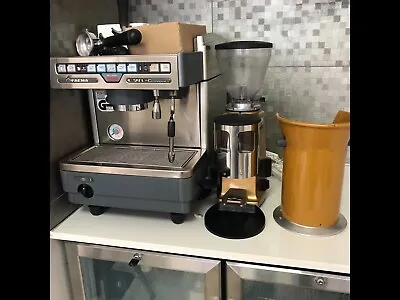 $1000 • Buy Faema E98 Compact Coffee Machine & Mazzer Mini Grinder Used Inc Brand New Parts
