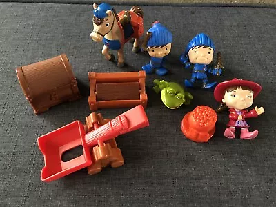 Mike The Knight Figure Lot Mike Evie Mr Cuddles Galahad Horse And Accessories • $19.70