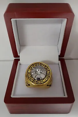 Magic Johnson - 1980 Los Angeles Lakers Championship Ring W Wooden Display Box • $39.99